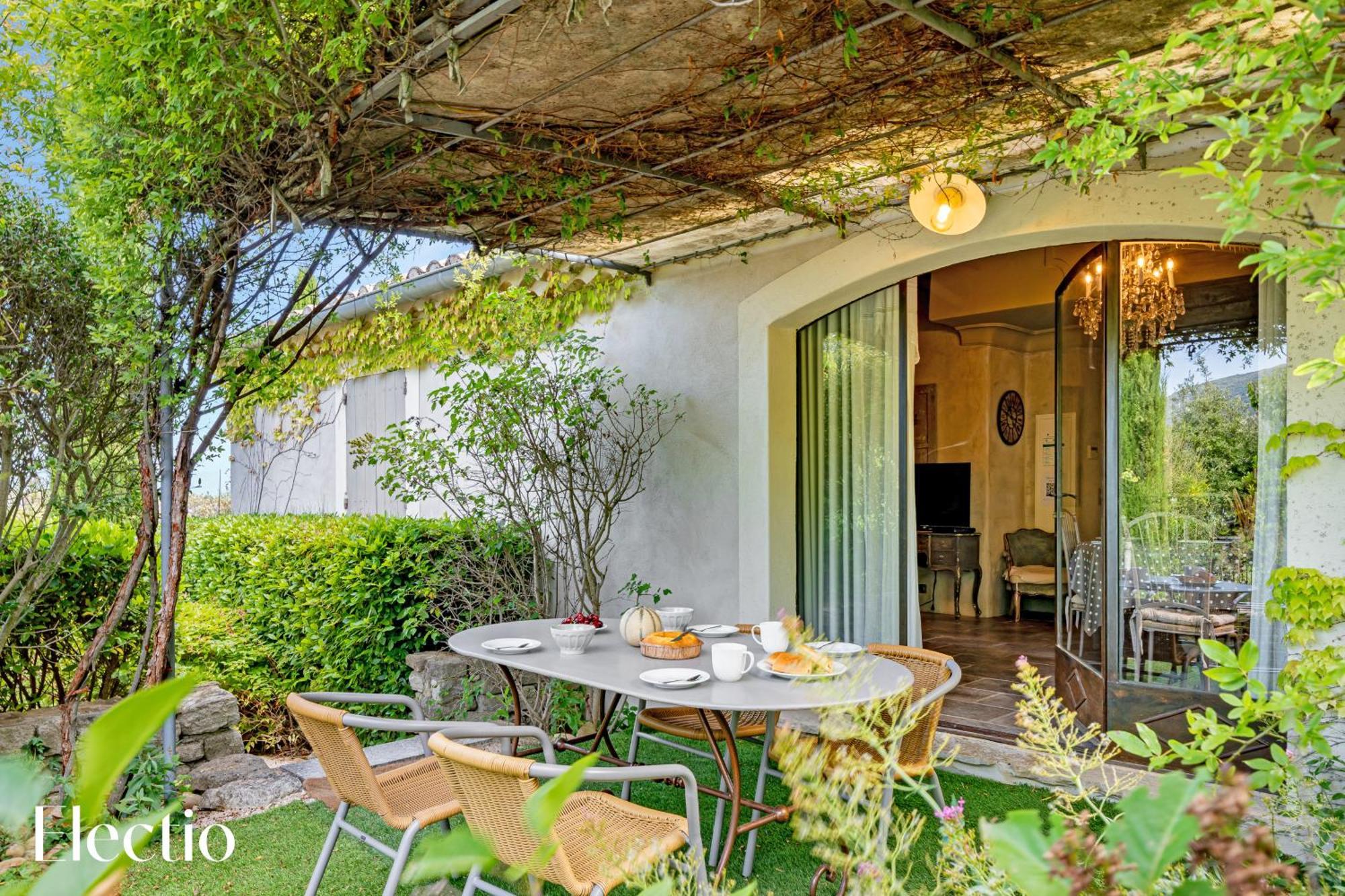 Residence Les Petitons Oppède Rom bilde